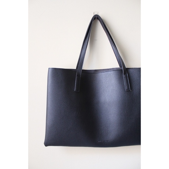 [sold] Black Vince Camuto Bag - Picture 6 of 7